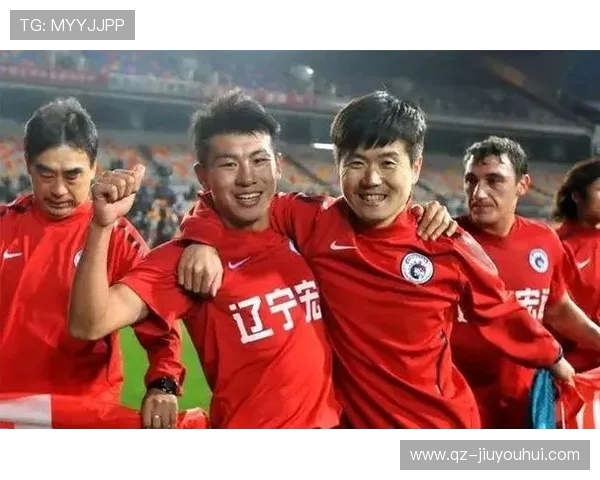 围绕知名球队核心足球明星成长历程与辉煌荣耀时刻全景解读热点篇 围绕知名球队核心足球明星成长历程与辉煌荣耀时刻全景解读热点篇